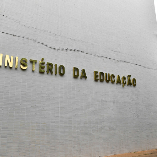 Ministério da Educação (MEC): O Que é, Suas Atribuições e Importância para o Brasil