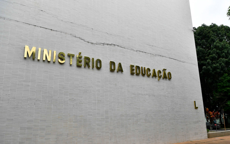 Ministério da Educação (MEC): O Que é, Suas Atribuições e Importância para o Brasil